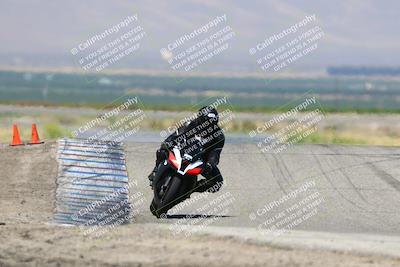 media/May-25-2025-Lets Ride (Sun) [[0ff033e448]]/A Group/11am (Grapevine)/